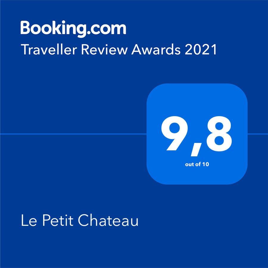 Le Petit Chateau - Adults Only Property Le Bugue Esterno foto