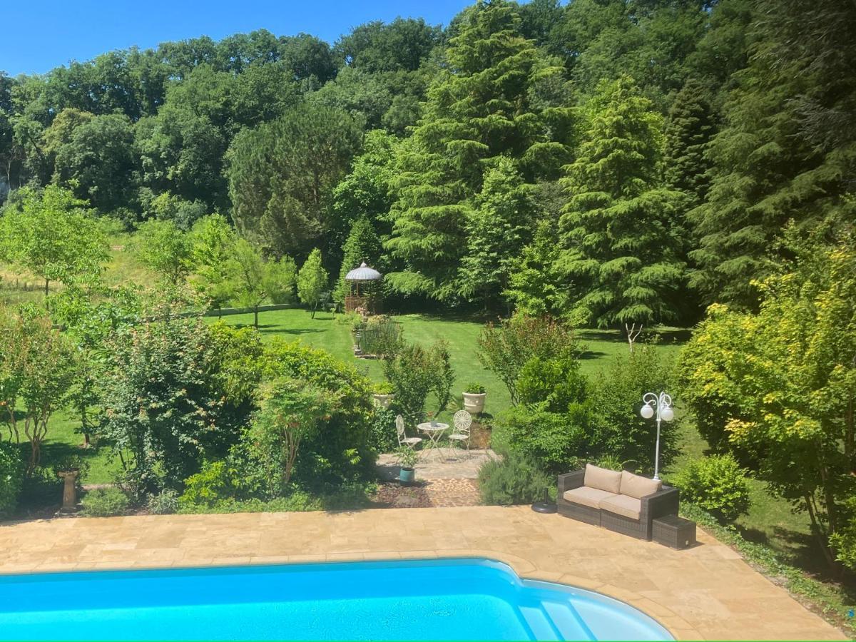 Le Petit Chateau - Adults Only Property Le Bugue Esterno foto