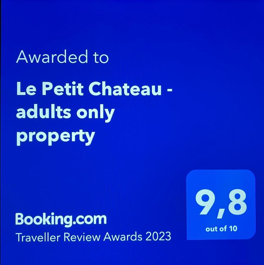 Le Petit Chateau - Adults Only Property Le Bugue Esterno foto