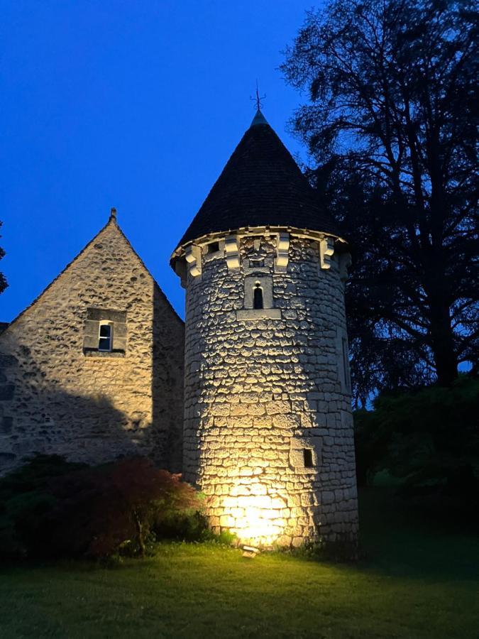 Le Petit Chateau - Adults Only Property Le Bugue Esterno foto