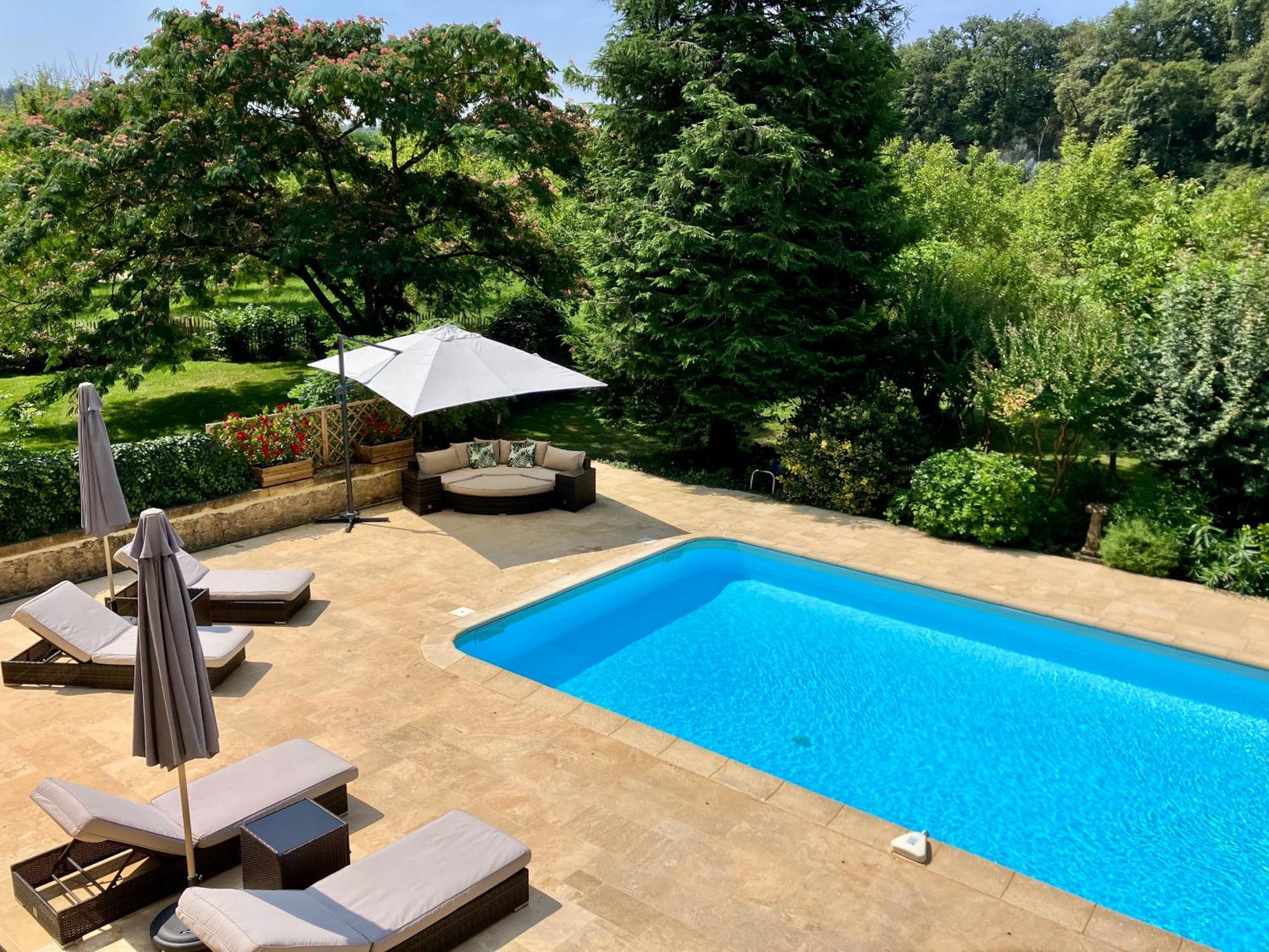 Le Petit Chateau - Adults Only Property Le Bugue Esterno foto